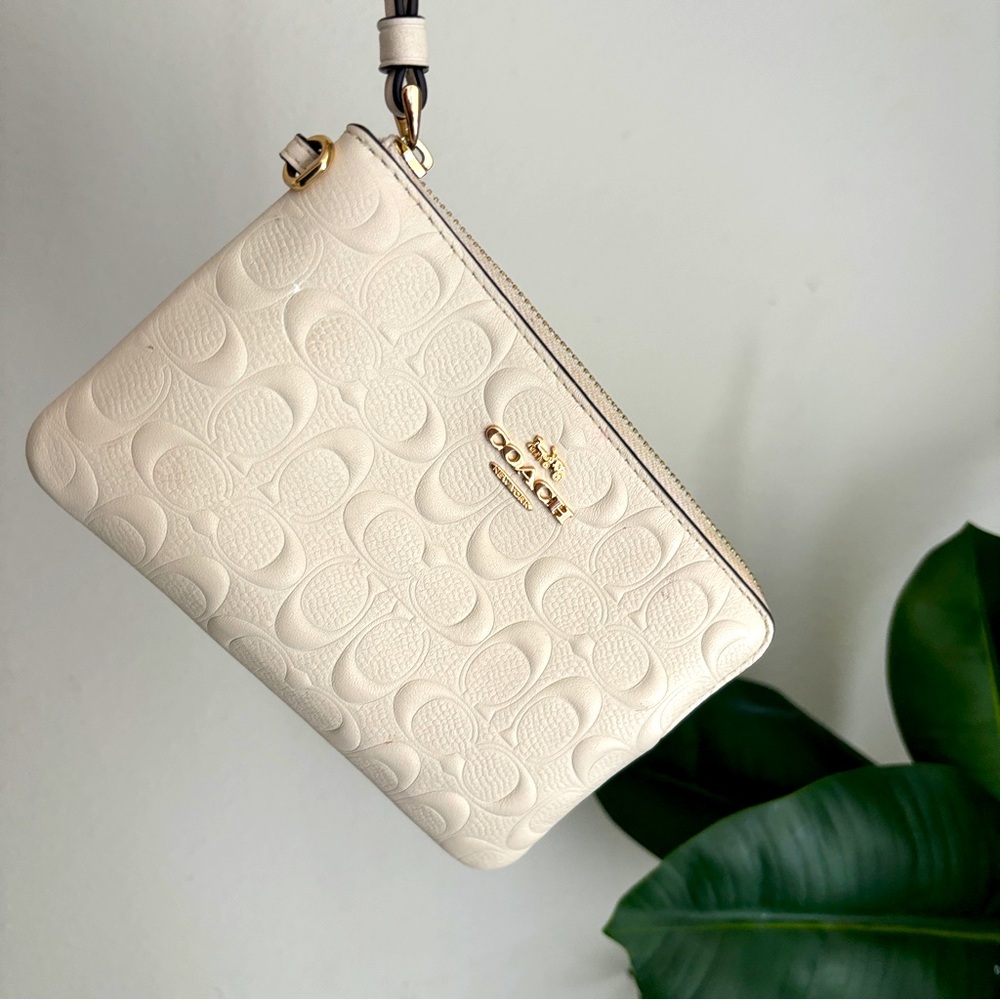 Coach Boxed Corner Zip Wristlet In Signature Leather beige/white
